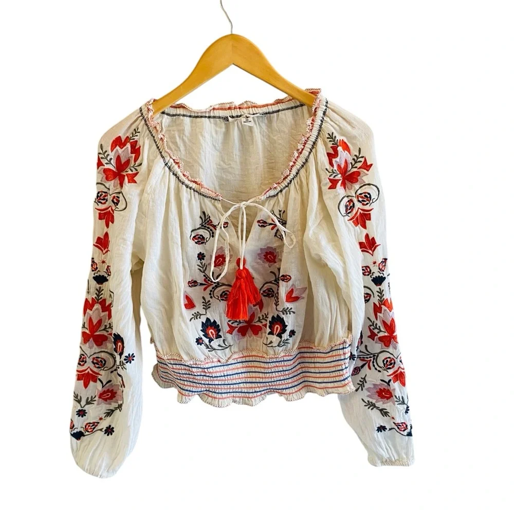 Chelsea & Violet Floral Bohemian Smocked Embroidered Cropped Blouse Tassels Sz S - Picture 4 of 9